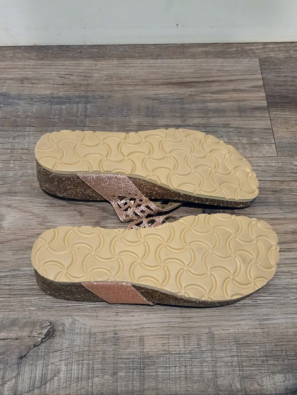 Italian Shoemakers Rose Gold Platform Thong Sandals - Picture 7 of 7